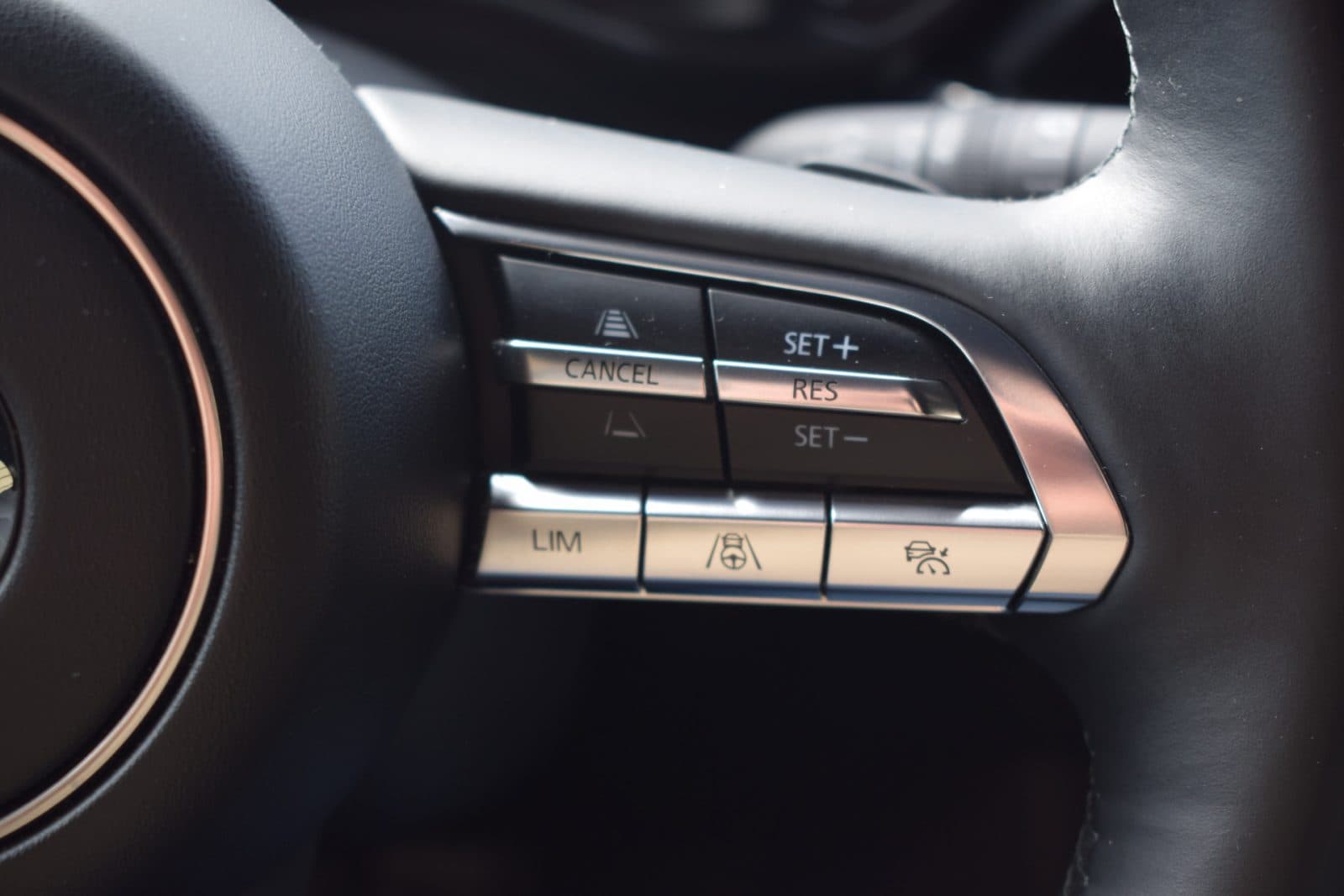 Mazda MX-30 e-SkyActiv EV 145 Makoto 36 kWh – Premium Pack thumbnail 20