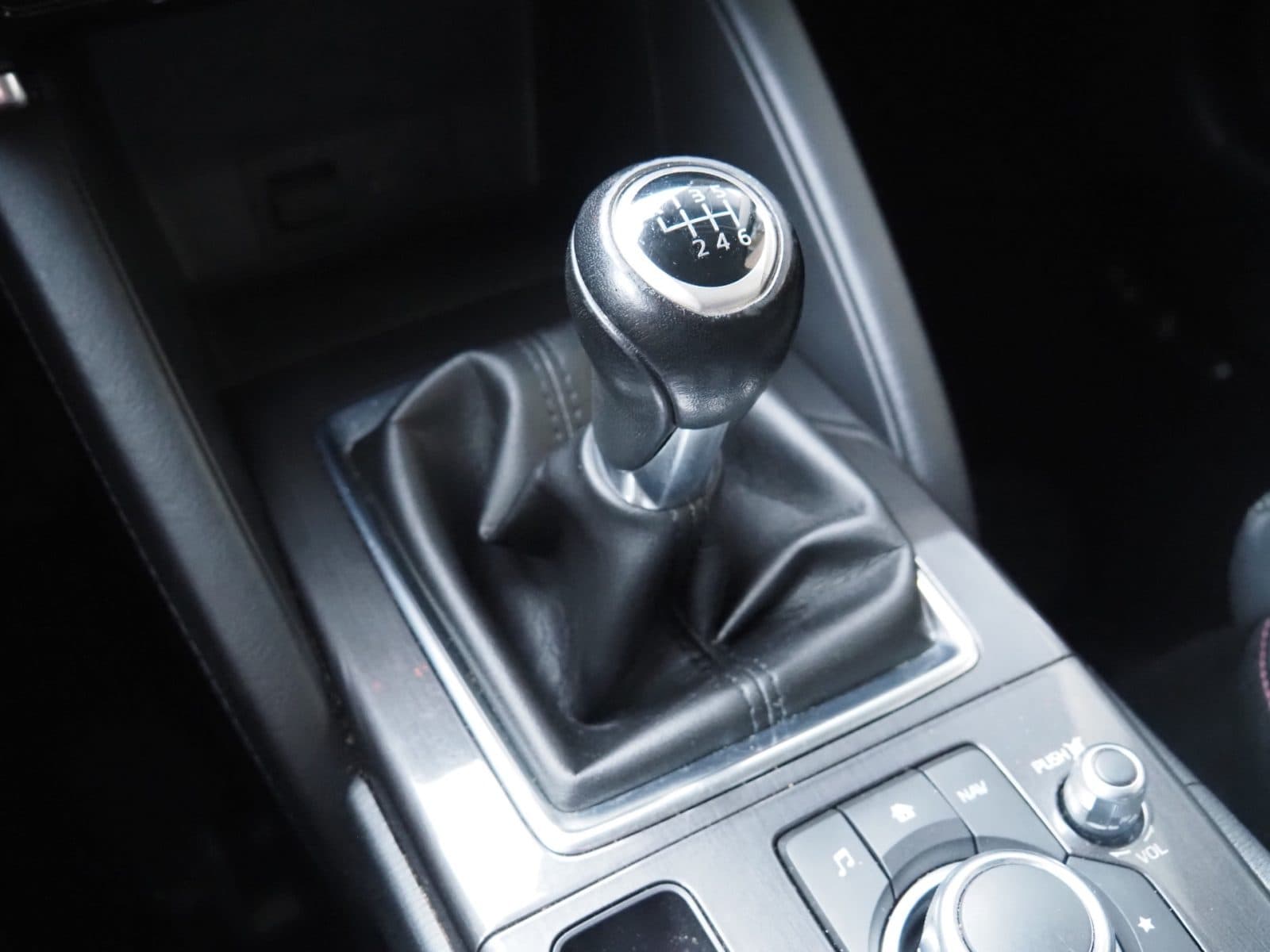 Mazda CX-5 2.0 SkyActiv-G 165 GT-M Line 2WD – Trekhaak – Dealer Onderhouden thumbnail 20