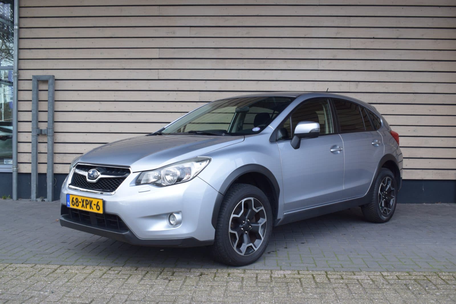 Subaru XV 2.0i Luxury Plus AWD – 1.600 KG Trekgewicht – Dealer Onderhouden thumbnail 2