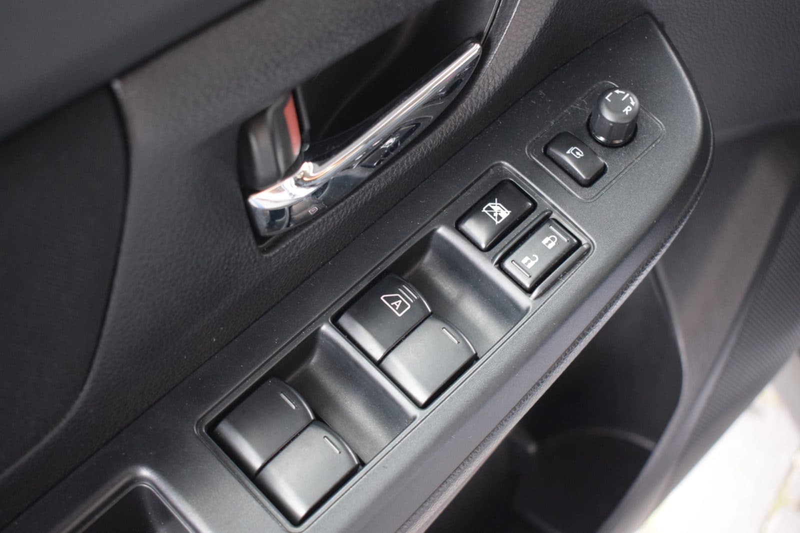 Subaru XV 2.0i Luxury Plus AWD – 1.600 KG Trekgewicht – Dealer Onderhouden thumbnail 13