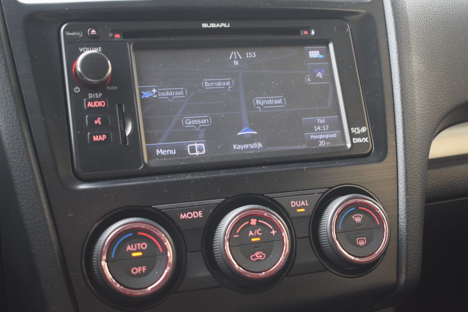 Subaru XV 2.0i Luxury Plus AWD – 1.600 KG Trekgewicht – Dealer Onderhouden thumbnail 23