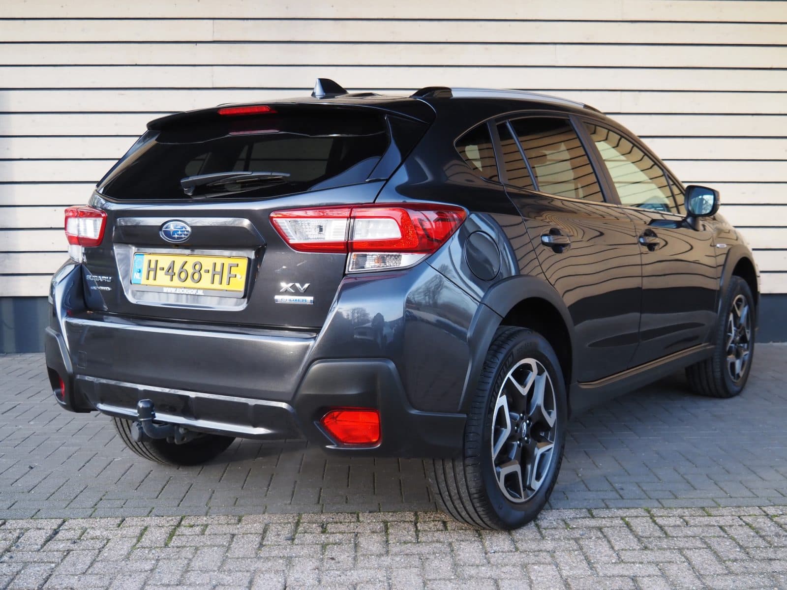 Subaru XV 2.0i e-BOXER Premium – Trekhaak – Dealer onderhouden thumbnail 4