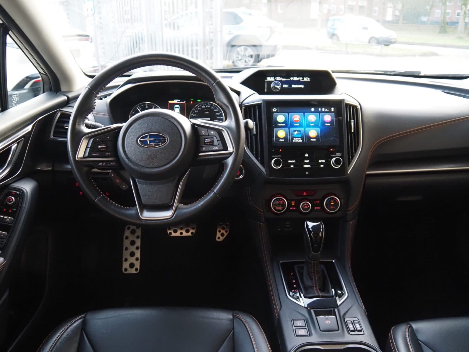 Subaru XV 2.0i e-BOXER Premium – Trekhaak – Dealer onderhouden thumbnail 6