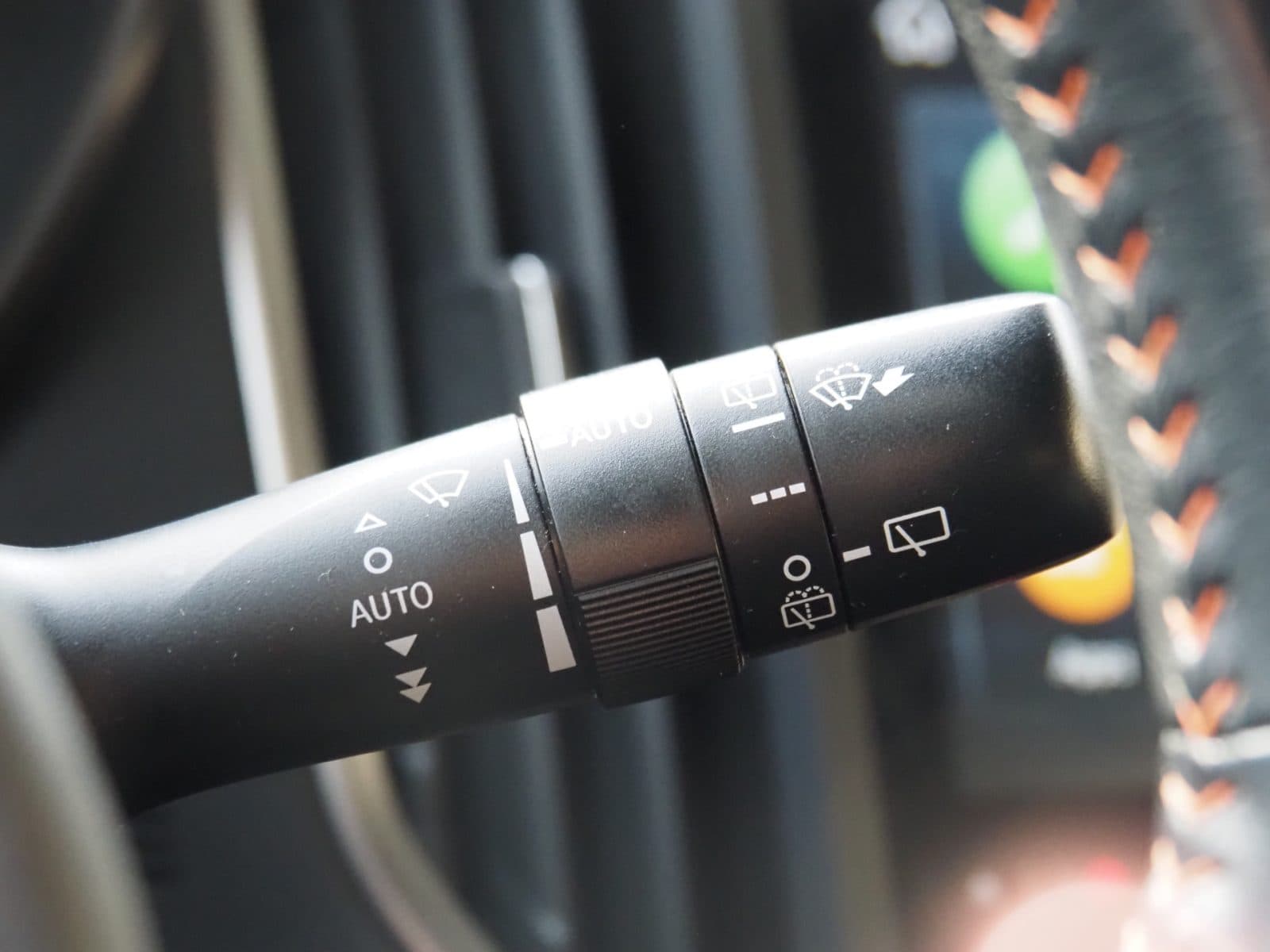 Subaru XV 2.0i e-BOXER Premium – Trekhaak – Dealer onderhouden thumbnail 26