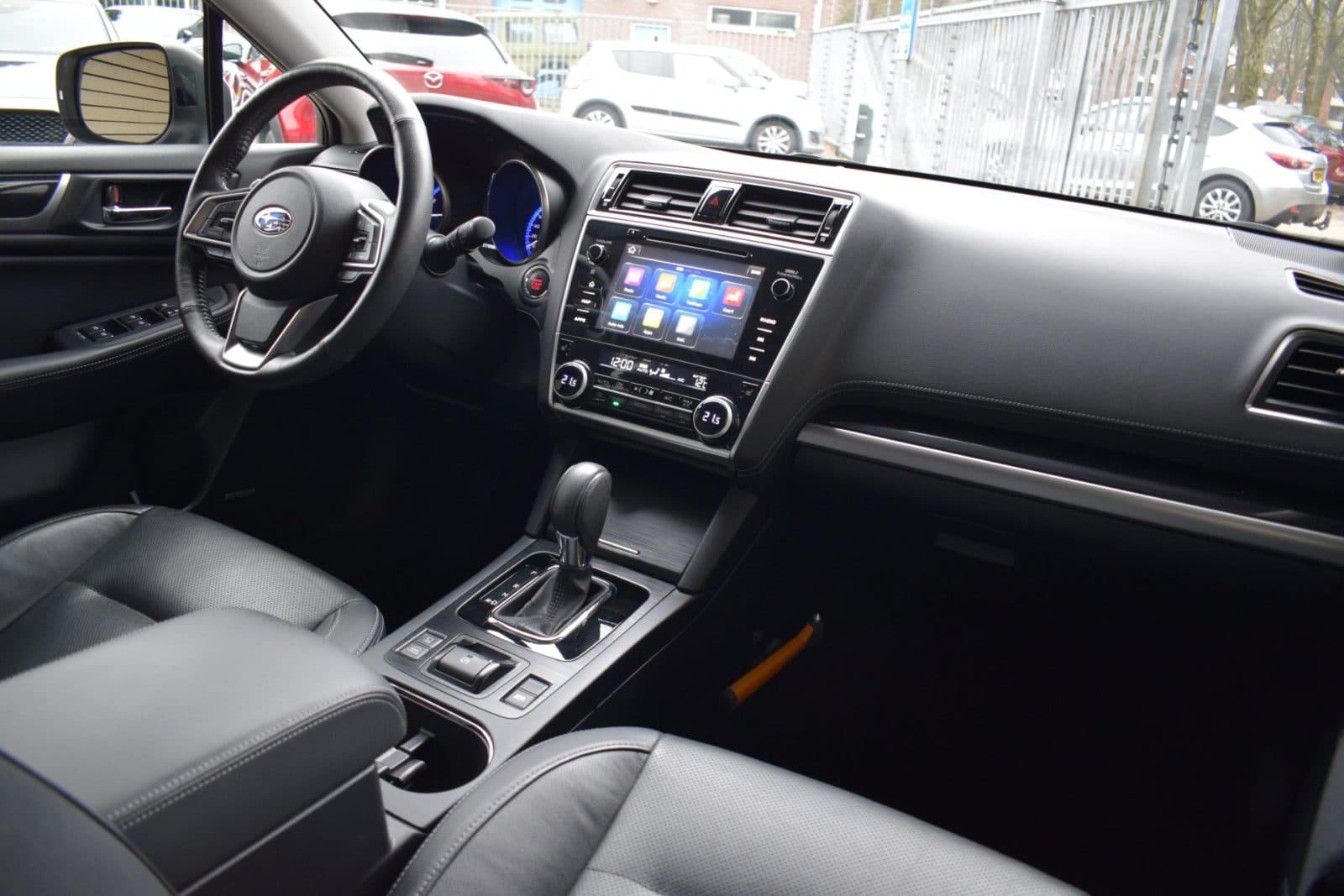 Subaru Outback 2.5i Premium – Dealer Onderhouden – Afneembare Trekhaak – thumbnail 17