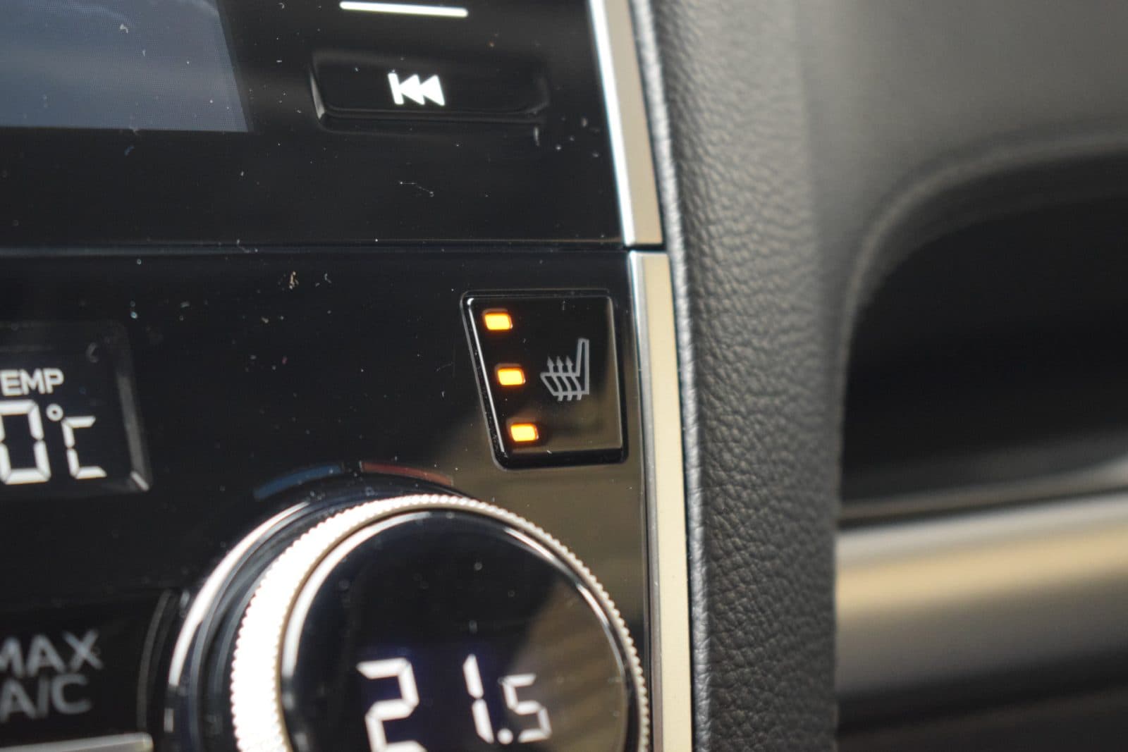 Subaru Outback 2.5i Premium – Dealer Onderhouden – Afneembare Trekhaak – thumbnail 34