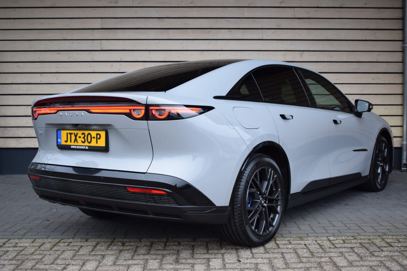 Mazda 6e Takumi Plus 68.8 kWh – Black Edition thumbnail 6