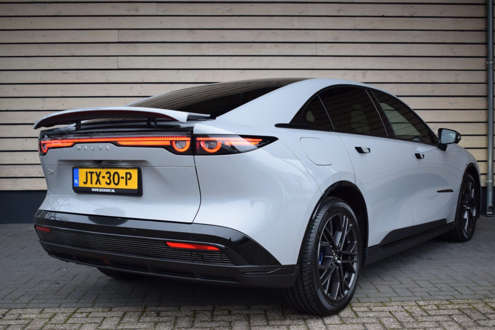 Mazda 6e Takumi Plus 68.8 kWh – Black Edition thumbnail 7