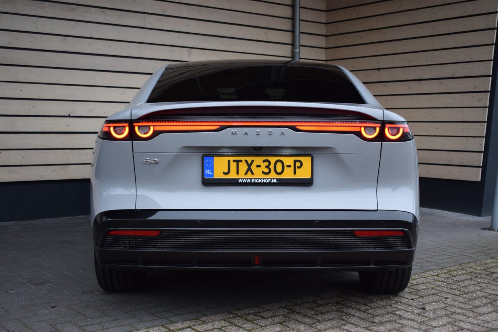 Mazda 6e Takumi Plus 68.8 kWh – Black Edition thumbnail 8