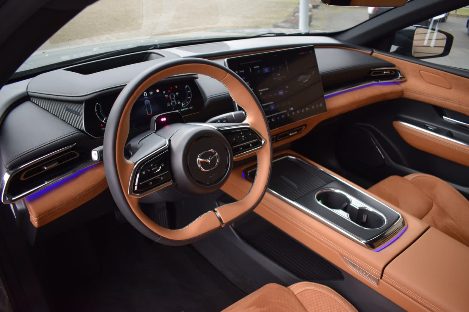 Mazda 6e Takumi Plus 68.8 kWh – Black Edition thumbnail 16