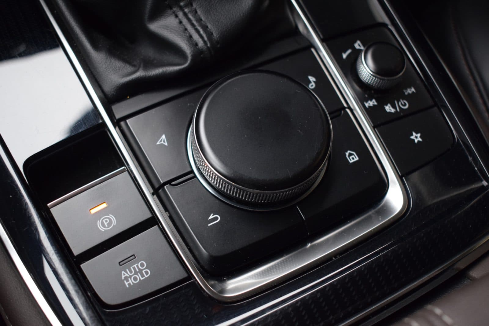 Mazda CX-30 2.0 e-SkyActiv-X M Hybrid Luxury – Afneembare trekhaak thumbnail 23