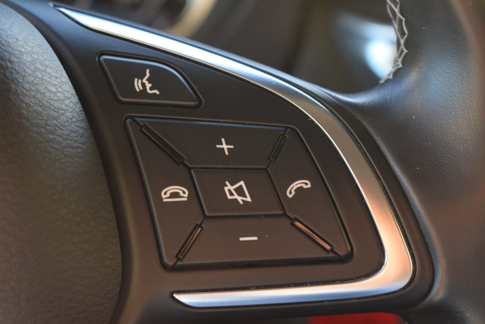 Infiniti Q30 1.6t Premium – Afneembare trekhaak – Rijklaarprijs thumbnail 14