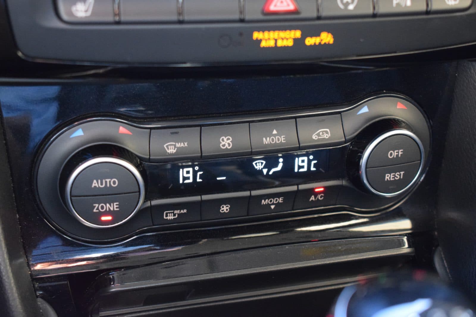 Infiniti Q30 1.6t Premium – Afneembare trekhaak – Rijklaarprijs thumbnail 23