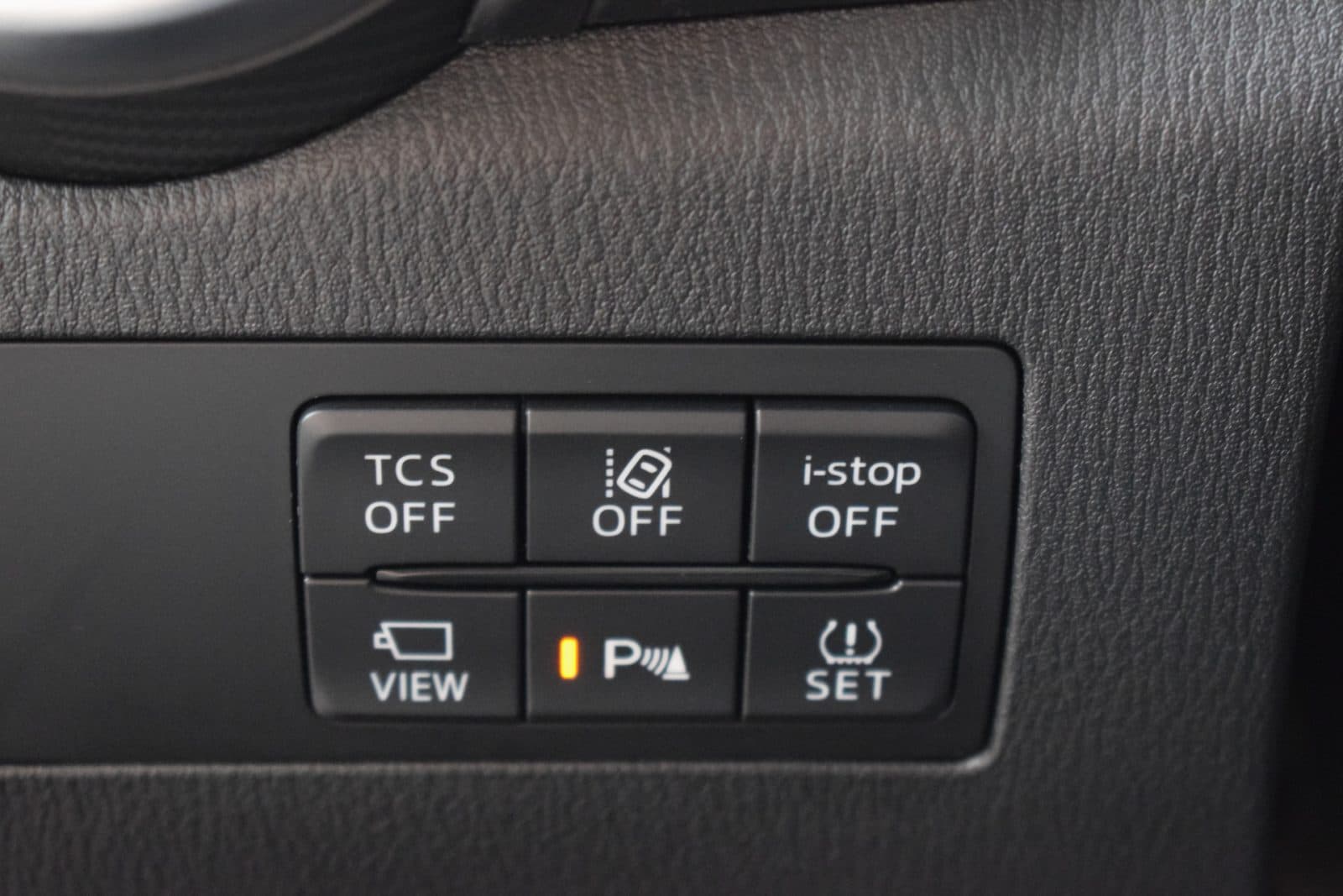 Mazda CX-3 2.0 SkyActiv-G 121 Luxury – i-Activesense pakket – Leather pack – Trekhaak – All season banden thumbnail 18