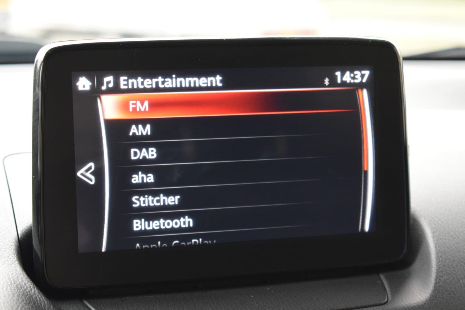 Mazda CX-3 2.0 SkyActiv-G 121 Luxury – i-Activesense pakket – Leather pack – Trekhaak – All season banden thumbnail 33