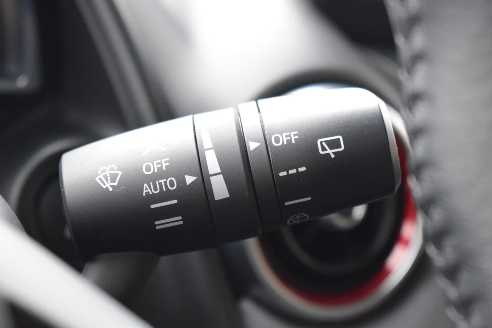 Mazda CX-3 2.0 SkyActiv-G 121 Luxury – i-Activesense pakket – Leather pack – Trekhaak – All season banden thumbnail 36