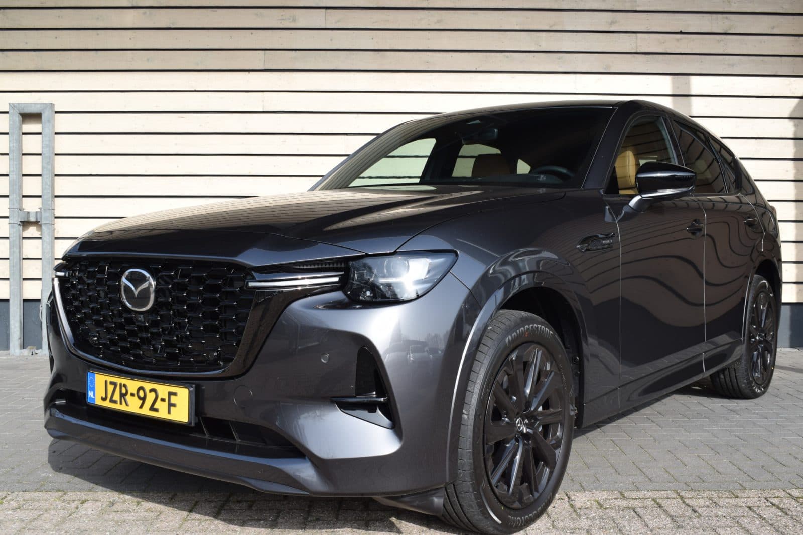 Mazda CX-60 2.5 e-SkyActiv PHEV Homura Business Edition – Tan-Nappa interieur thumbnail 2