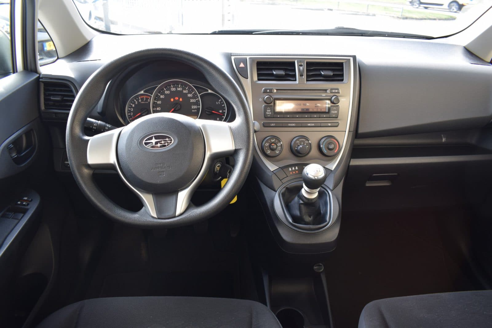 Subaru Trezia 1.3 Comfort – Trekhaak – Dealer onderhouden thumbnail 9