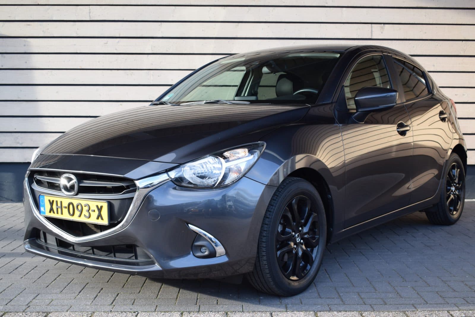 Mazda 2 1.5 Skyactiv-G Sport Selected – 1e eigenaar – Dealer onderhouden thumbnail 2