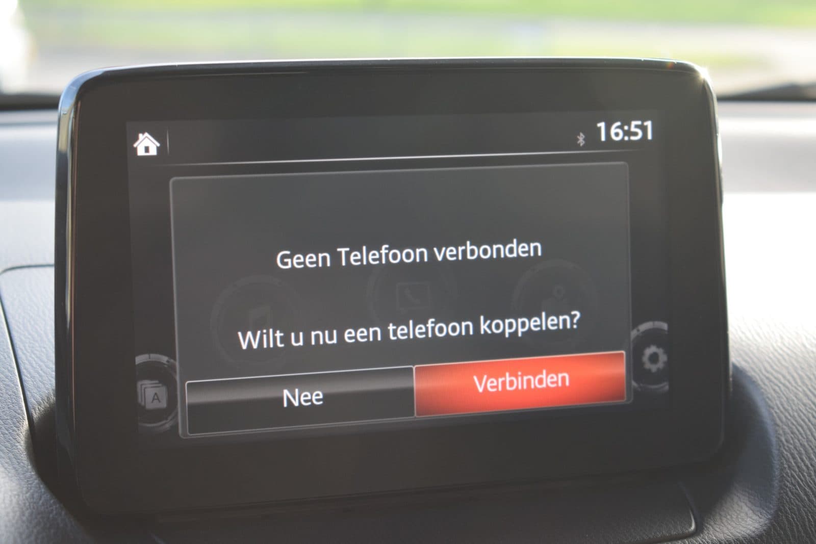 Mazda 2 1.5 Skyactiv-G Sport Selected – 1e eigenaar – Dealer onderhouden thumbnail 17