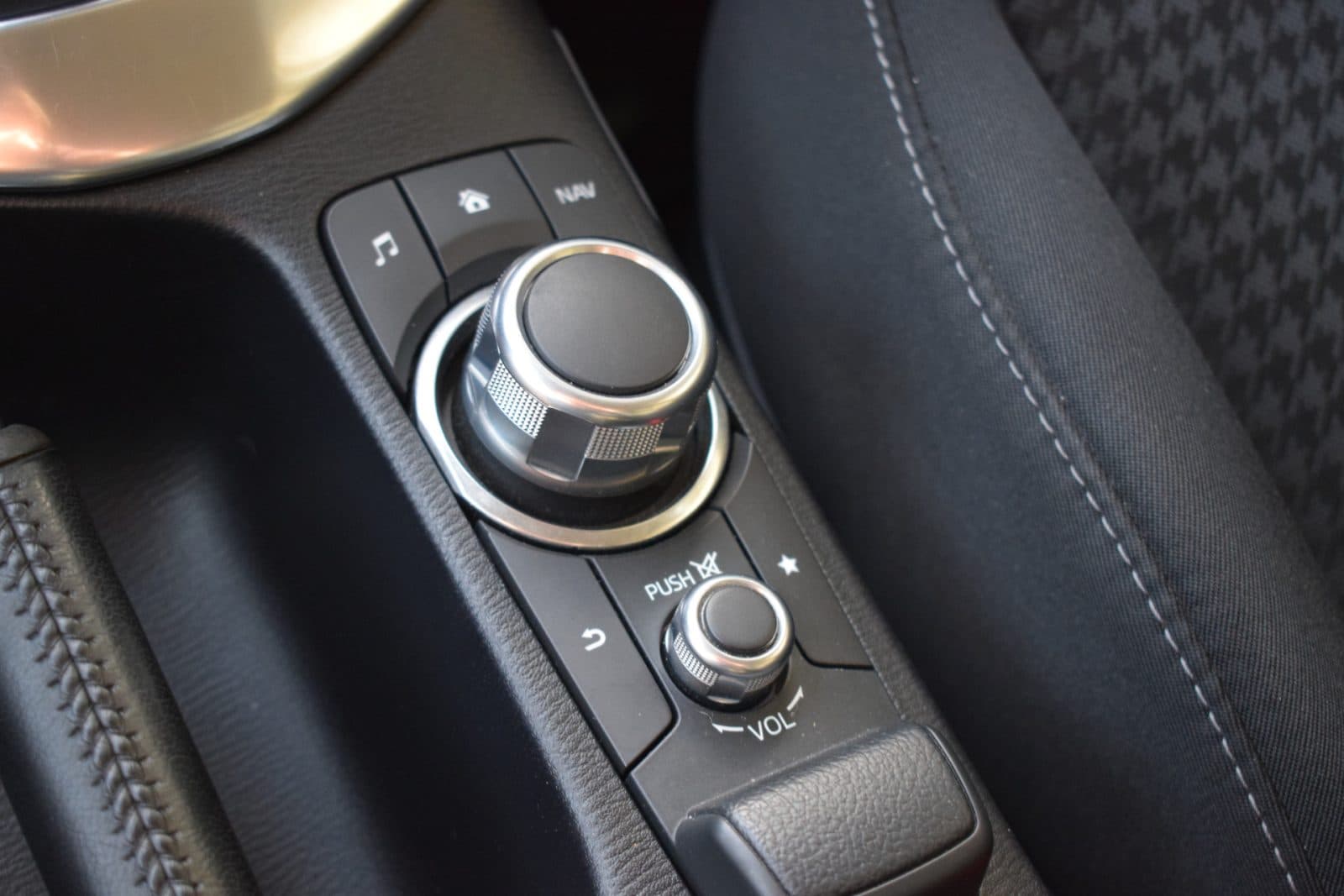 Mazda 2 1.5 Skyactiv-G Sport Selected – 1e eigenaar – Dealer onderhouden thumbnail 21