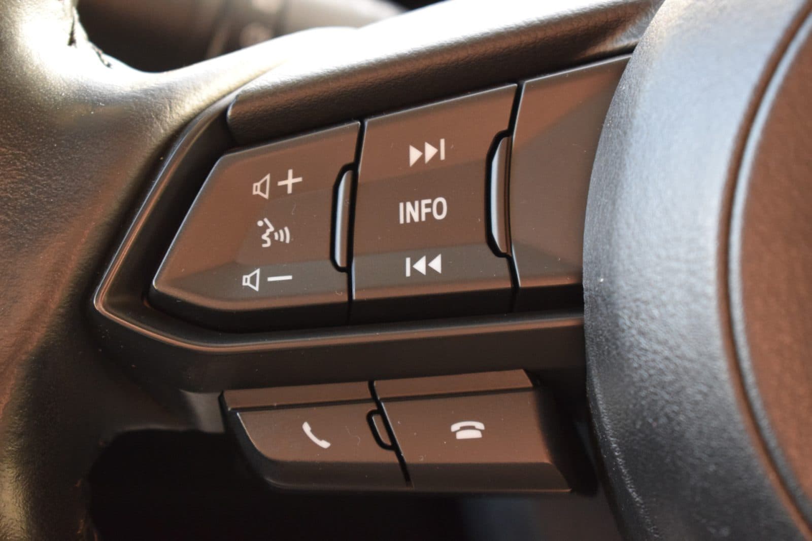 Mazda 2 1.5 Skyactiv-G Sport Selected – 1e eigenaar – Dealer onderhouden thumbnail 25