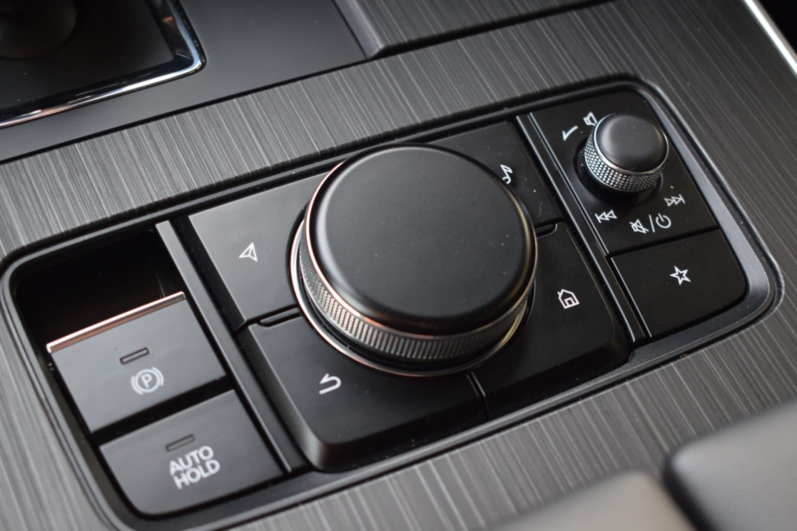 Mazda CX-80 2.5 e-SkyActiv PHEV Homura Plus – Black Edition thumbnail 23