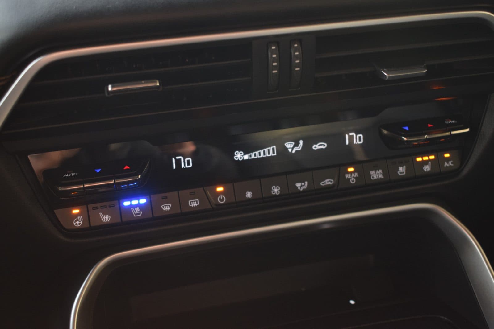 Mazda CX-80 2.5 e-SkyActiv PHEV Homura Plus – Black Edition thumbnail 25