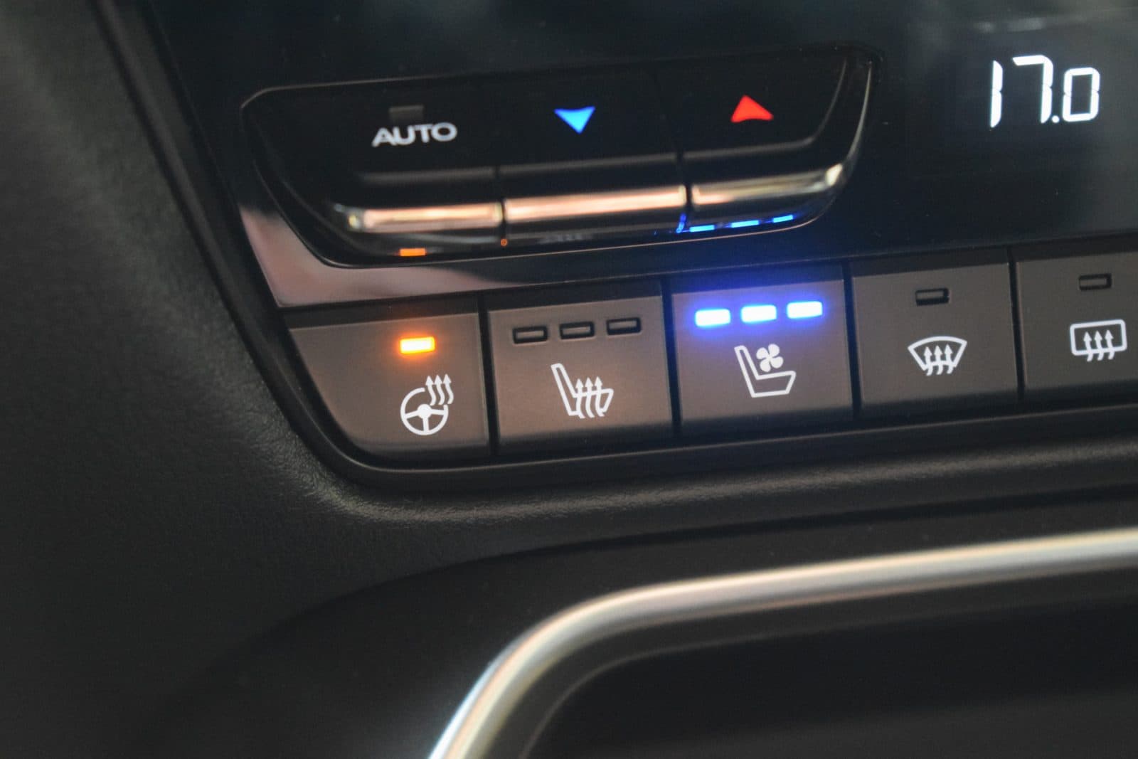 Mazda CX-80 2.5 e-SkyActiv PHEV Homura Plus – Black Edition thumbnail 26