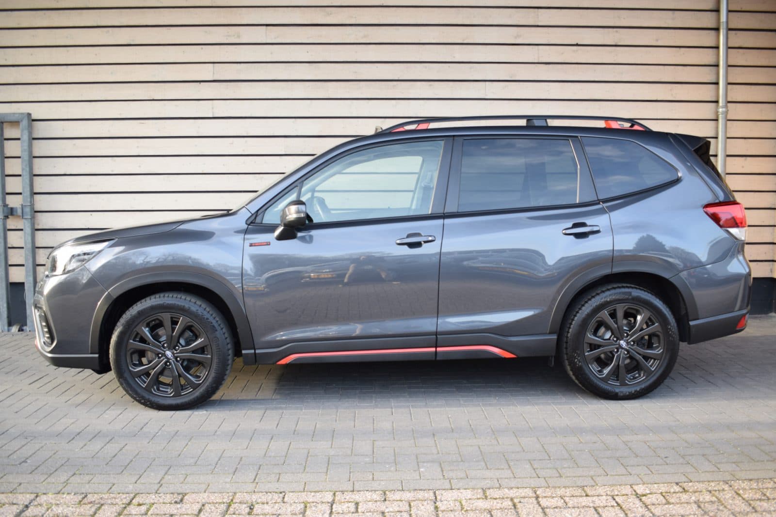 Subaru Forester 2.0i e-BOXER Sport – Dealer onderhouden – Afneembare trekhaak thumbnail 4