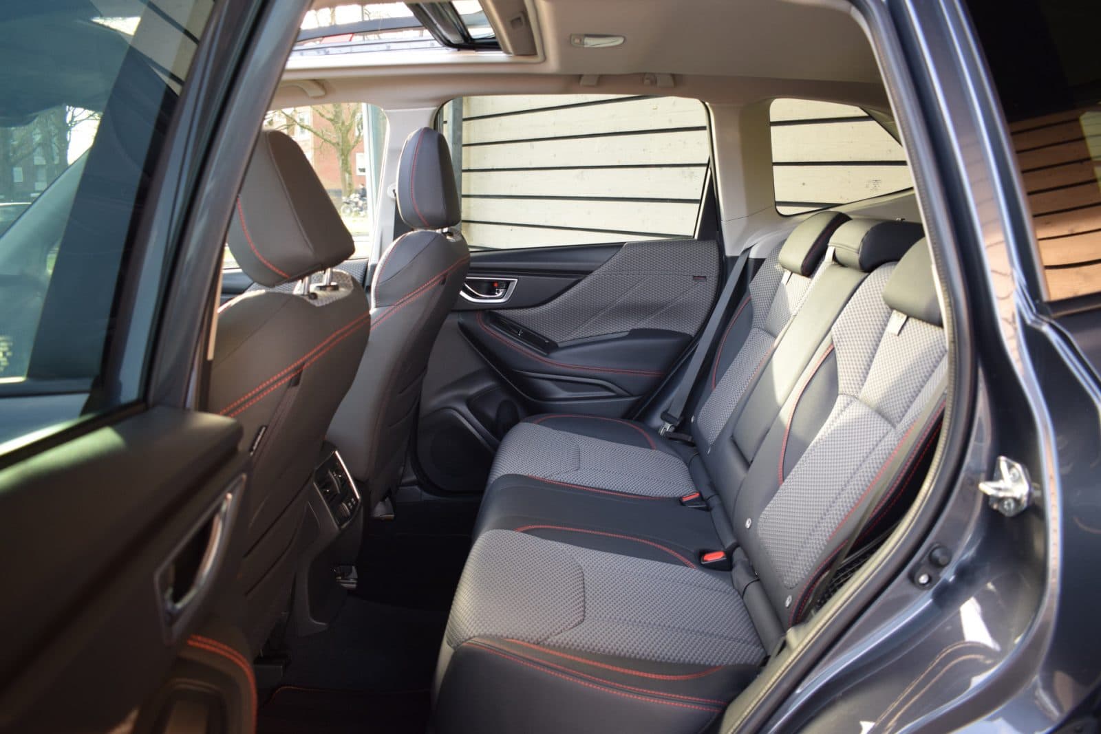 Subaru Forester 2.0i e-BOXER Sport – Dealer onderhouden – Afneembare trekhaak thumbnail 17