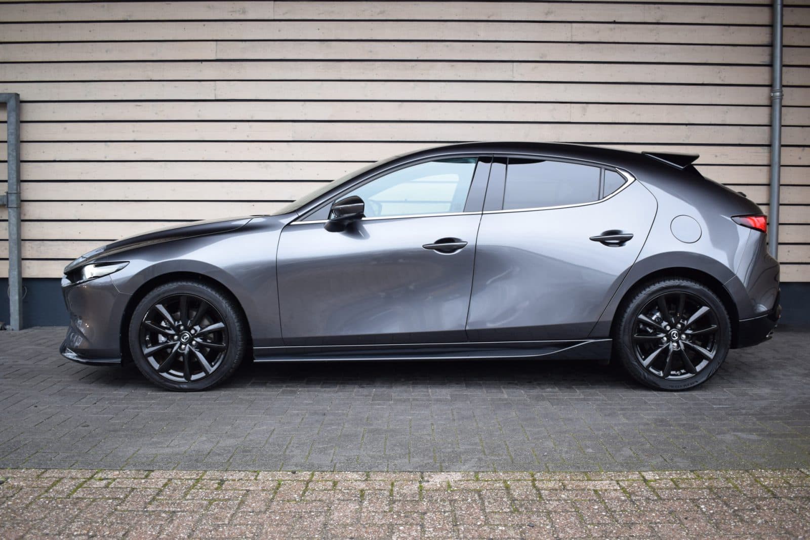 Mazda 3 2.0 e-SkyActiv-X M Hybrid 186 Luxury – i-Activesense pack – Aero pack – Dealer onderhouden thumbnail 5