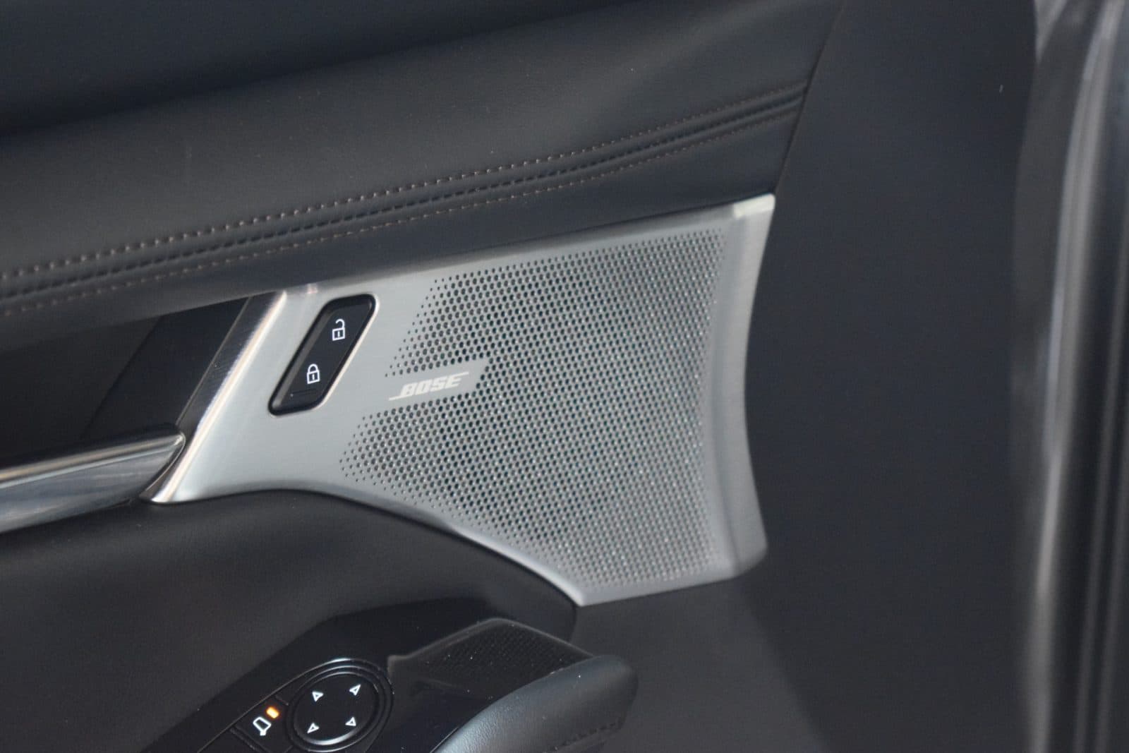 Mazda 3 2.0 e-SkyActiv-X M Hybrid 186 Luxury – i-Activesense pack – Aero pack – Dealer onderhouden thumbnail 20