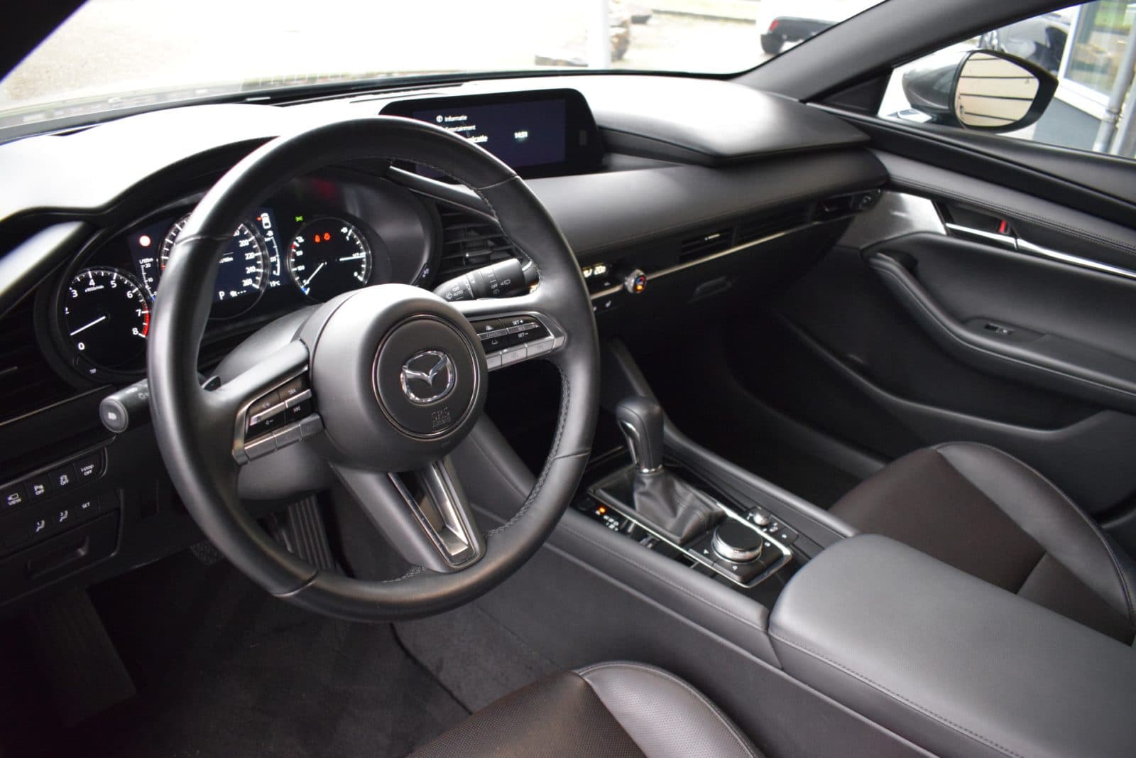 Mazda 3 2.0 e-SkyActiv-X M Hybrid 186 Luxury – i-Activesense pack – Aero pack – Dealer onderhouden thumbnail 23