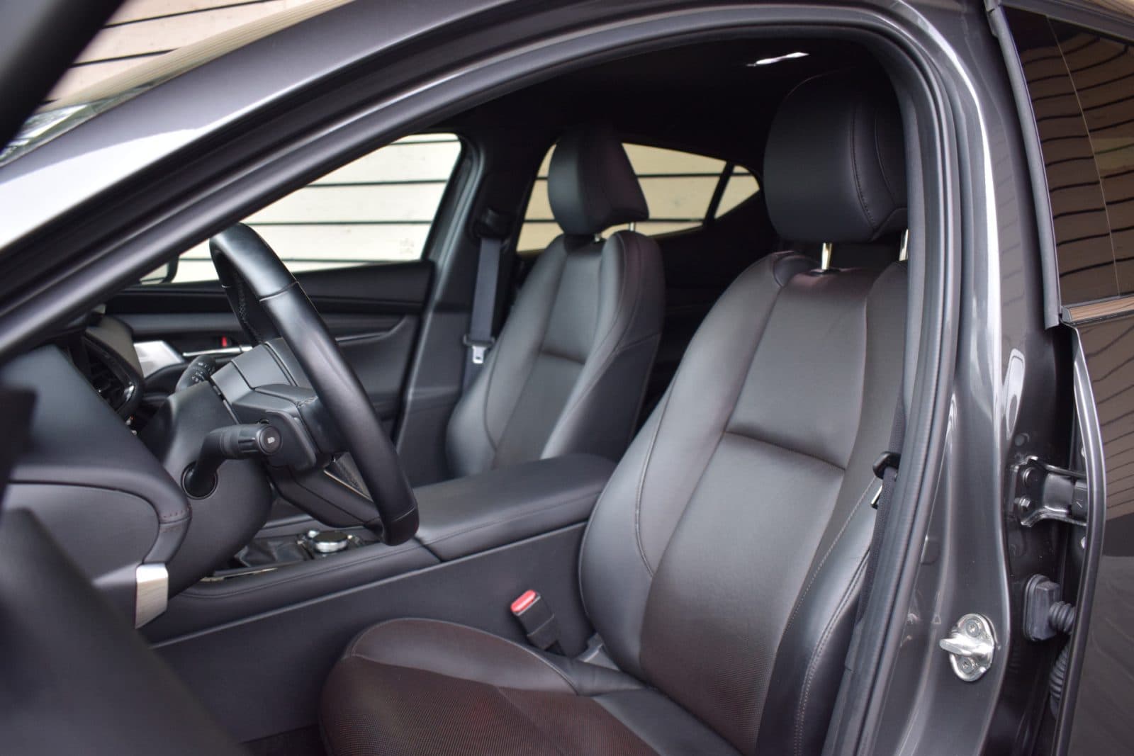 Mazda 3 2.0 e-SkyActiv-X M Hybrid 186 Luxury – i-Activesense pack – Aero pack – Dealer onderhouden thumbnail 24