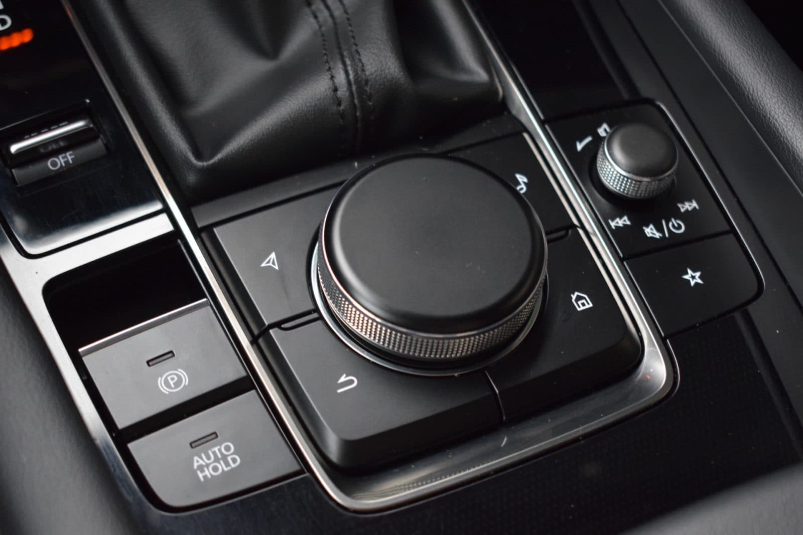 Mazda 3 2.0 e-SkyActiv-X M Hybrid 186 Luxury – i-Activesense pack – Aero pack – Dealer onderhouden thumbnail 34