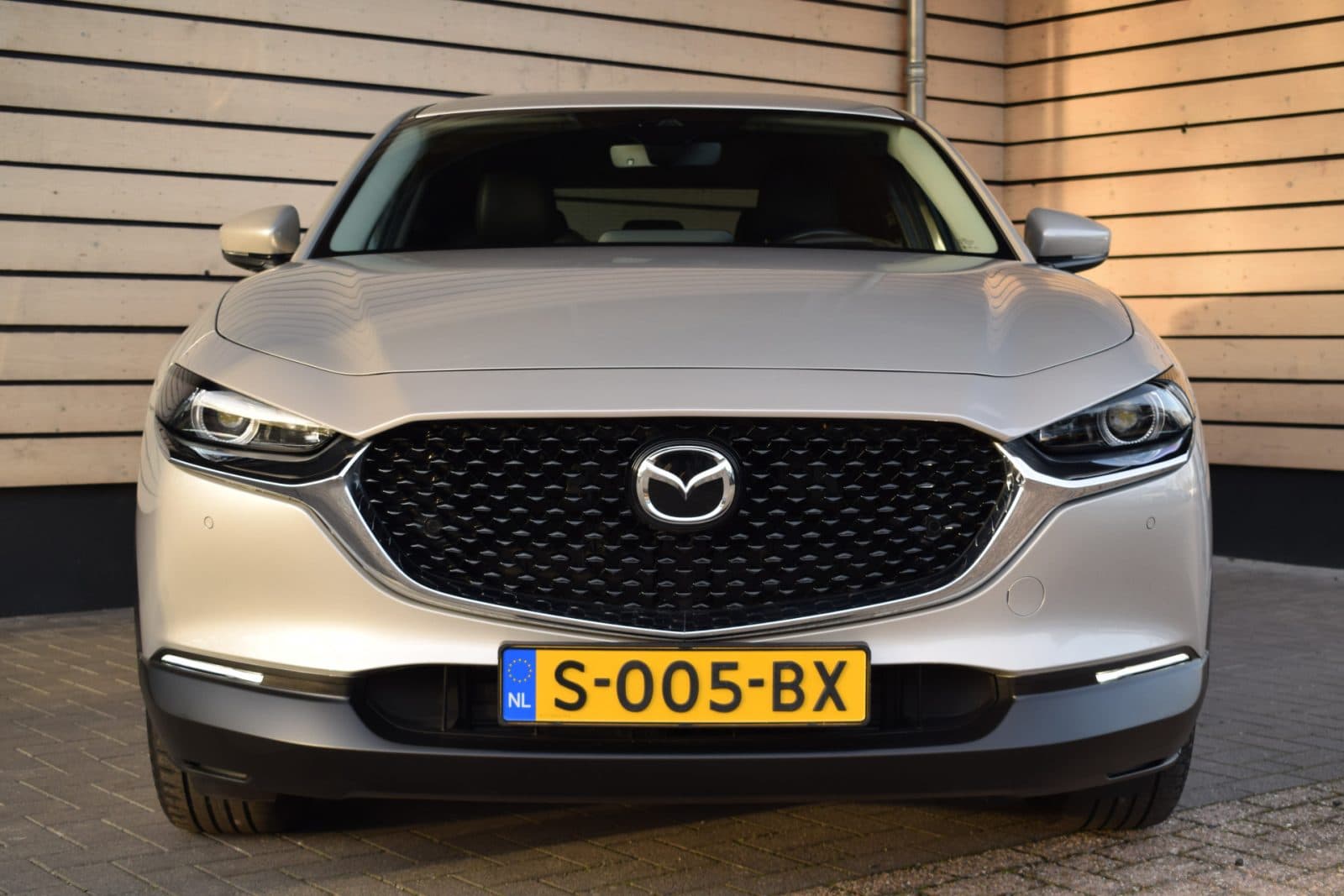 Mazda CX-30 2.0 e-SkyActiv-X M Hybrid Luxury – 1e eigenaar – Trekhaak – Dealer onderhouden thumbnail 4