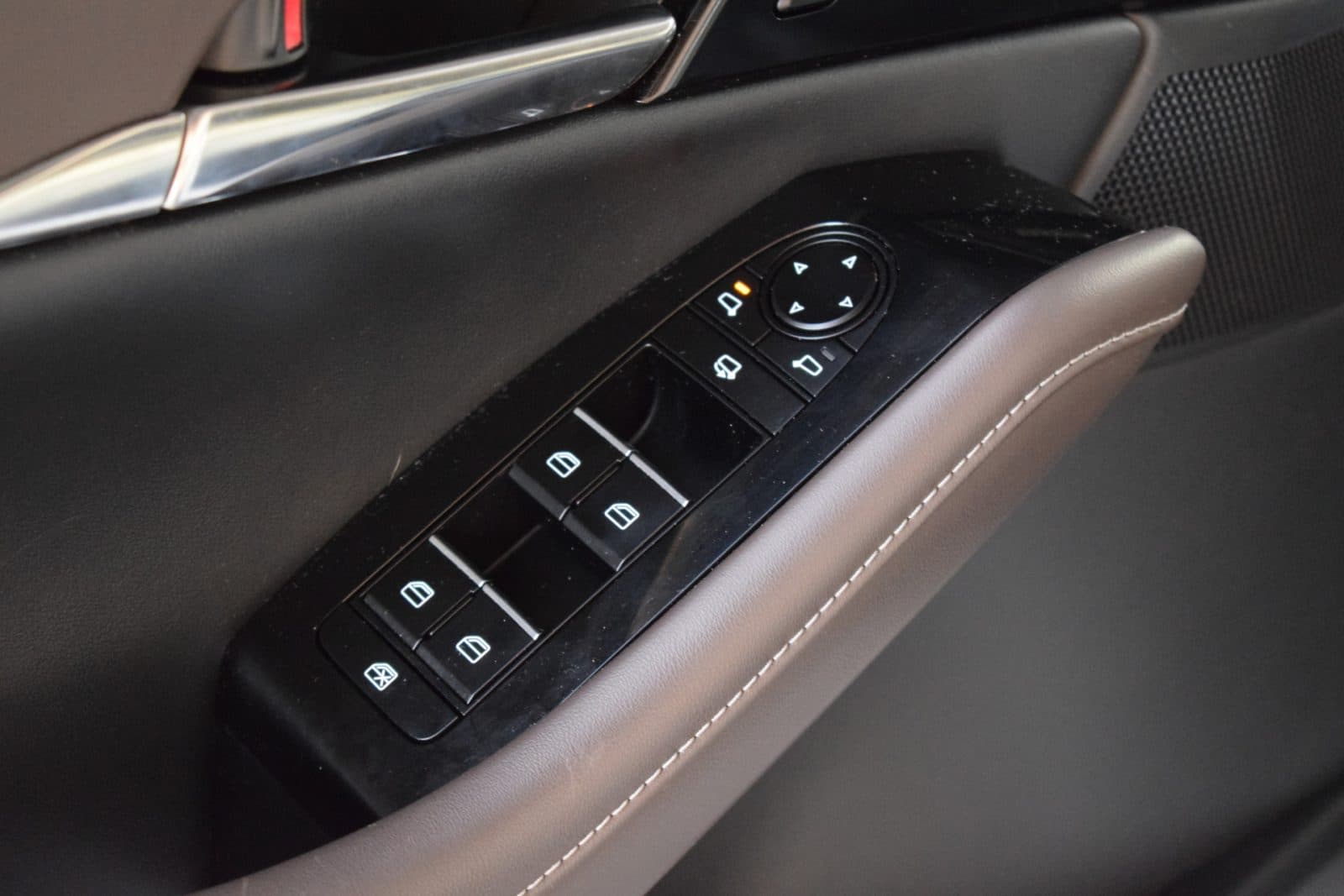 Mazda CX-30 2.0 e-SkyActiv-X M Hybrid Luxury – 1e eigenaar – Trekhaak – Dealer onderhouden thumbnail 12