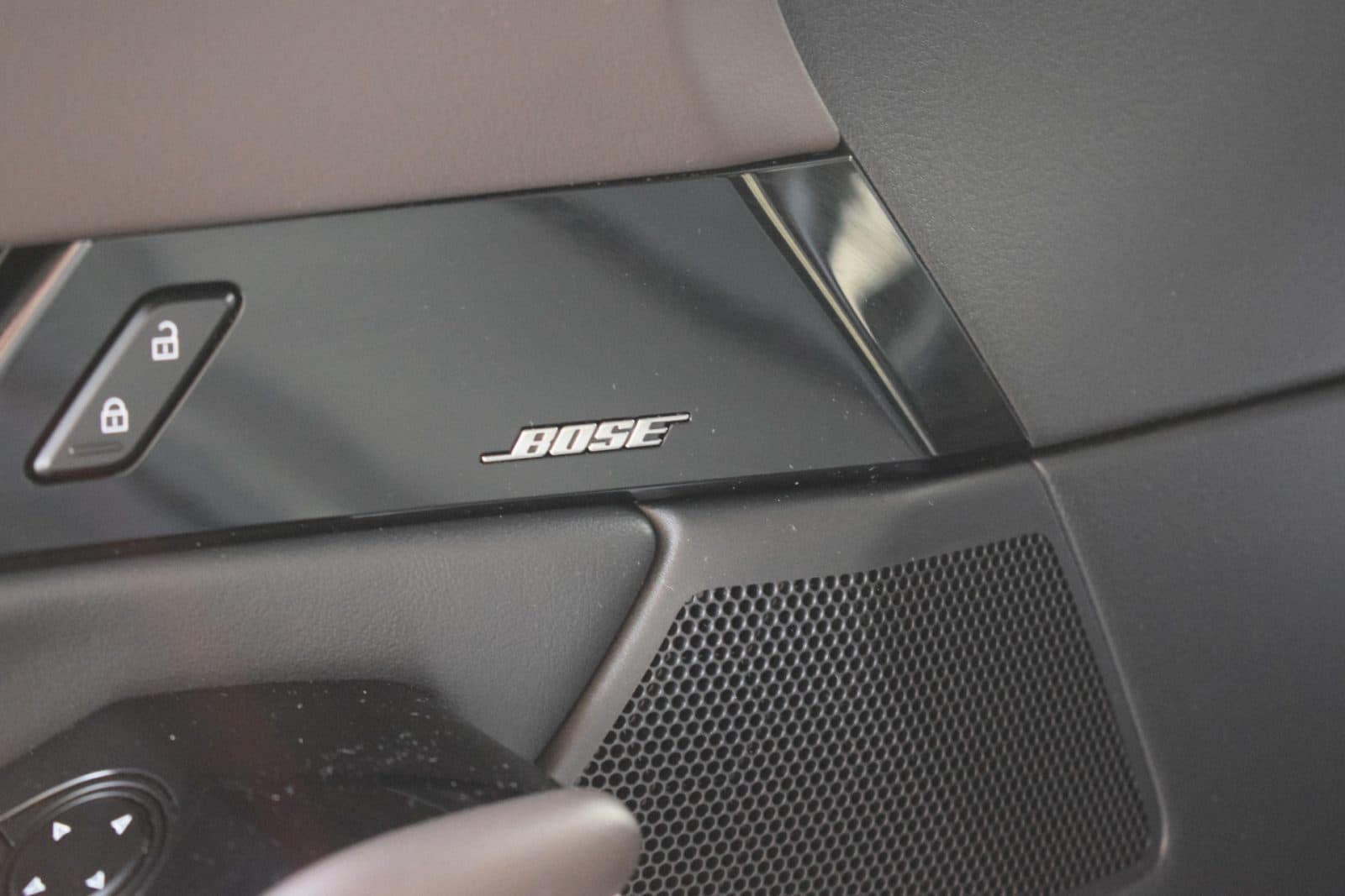 Mazda CX-30 2.0 e-SkyActiv-X M Hybrid Luxury – 1e eigenaar – Trekhaak – Dealer onderhouden thumbnail 13