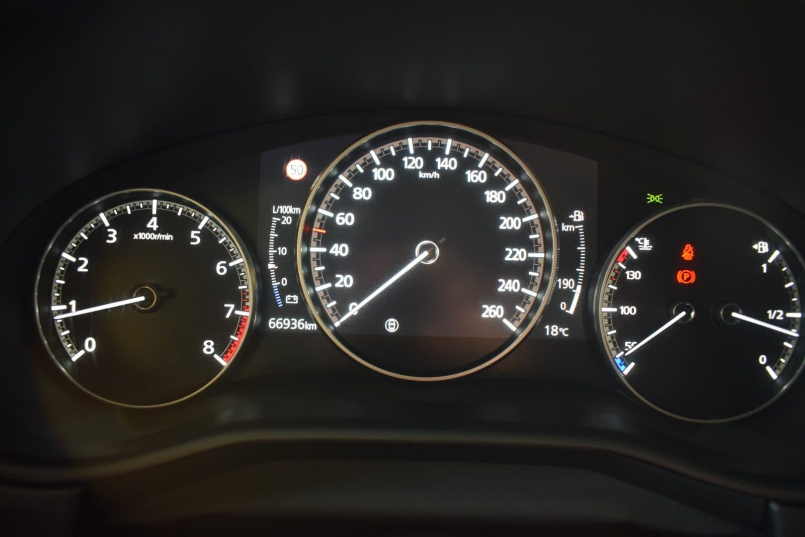 Mazda CX-30 2.0 e-SkyActiv-X M Hybrid Luxury – 1e eigenaar – Trekhaak – Dealer onderhouden thumbnail 17