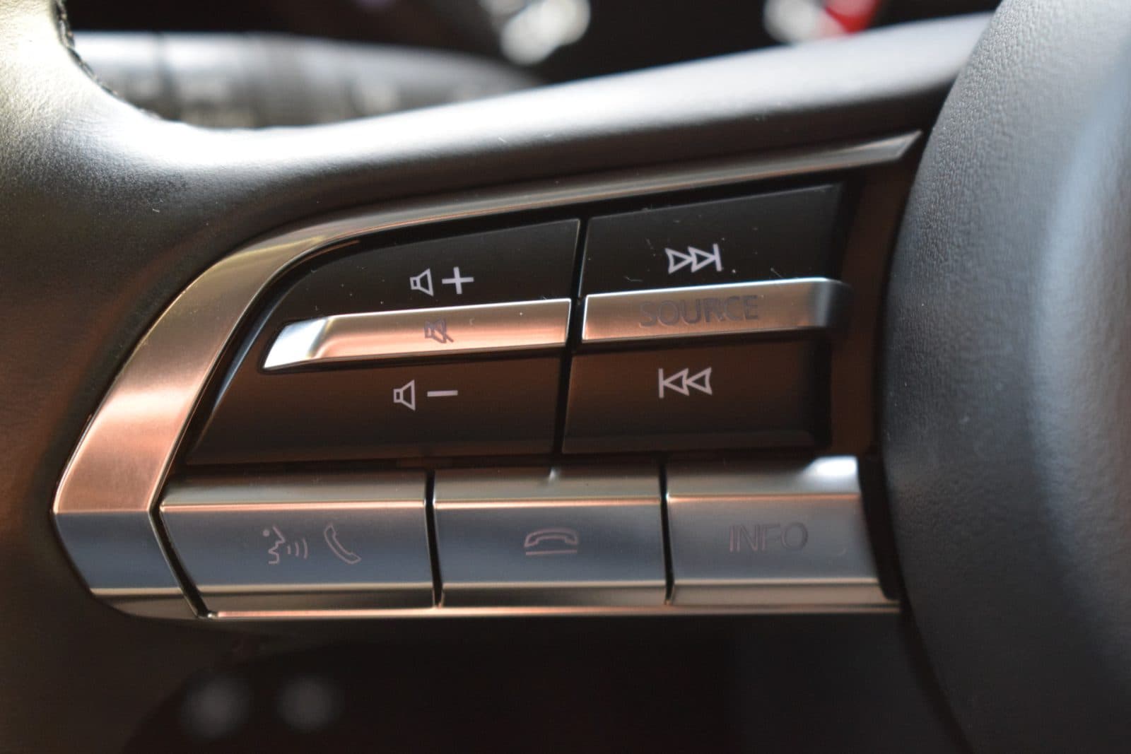 Mazda CX-30 2.0 e-SkyActiv-X M Hybrid Luxury – 1e eigenaar – Trekhaak – Dealer onderhouden thumbnail 19