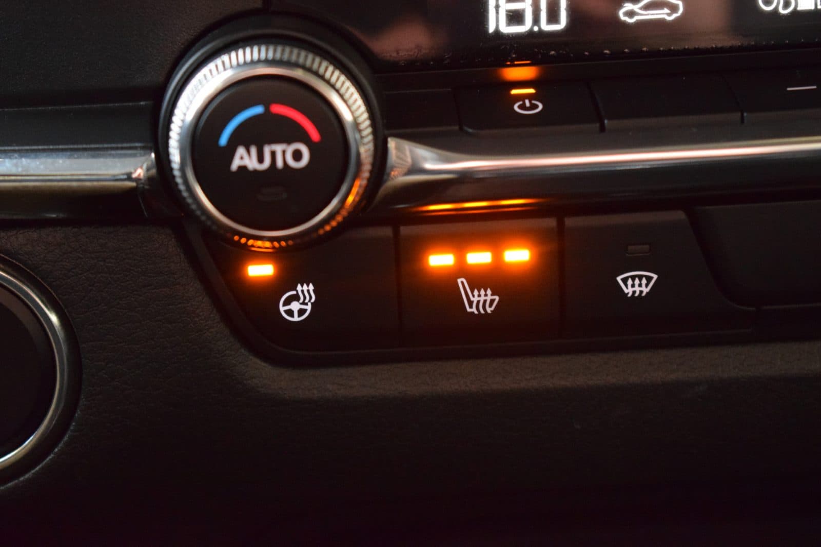 Mazda CX-30 2.0 e-SkyActiv-X M Hybrid Luxury – 1e eigenaar – Trekhaak – Dealer onderhouden thumbnail 29