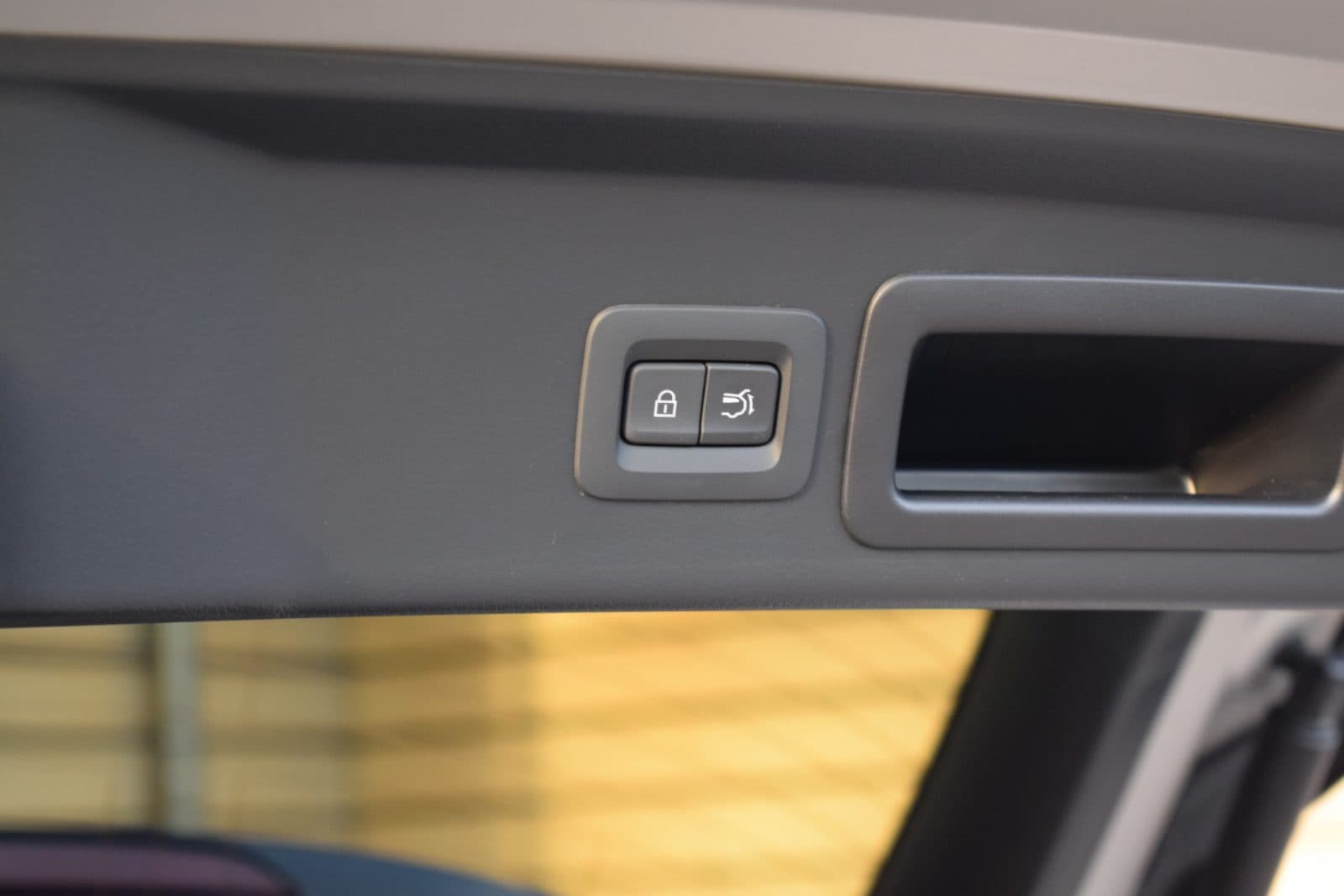 Mazda CX-30 2.0 e-SkyActiv-X M Hybrid Luxury – 1e eigenaar – Trekhaak – Dealer onderhouden thumbnail 34