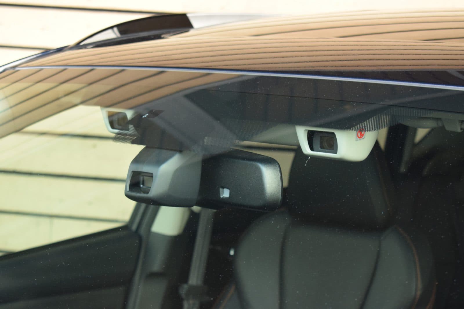 Subaru XV 2.0i e-BOXER Premium – Trekhaak – Dealer onderhouden thumbnail 11