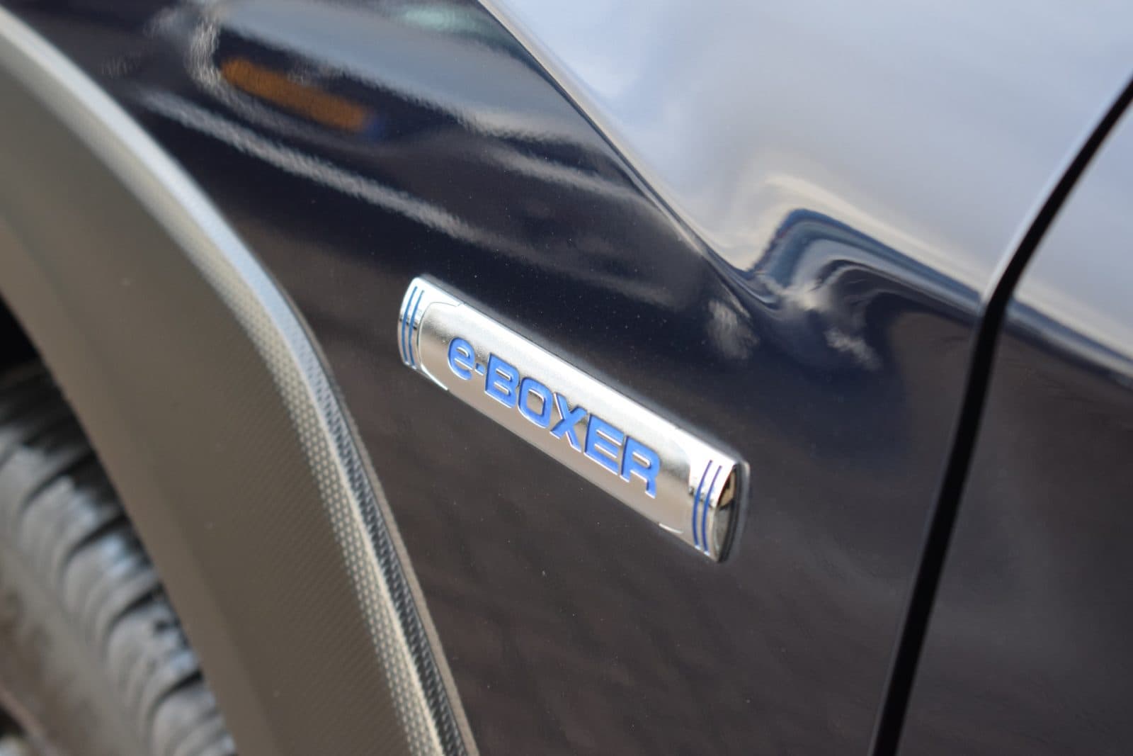 Subaru XV 2.0i e-BOXER Premium – Trekhaak – Dealer onderhouden thumbnail 12