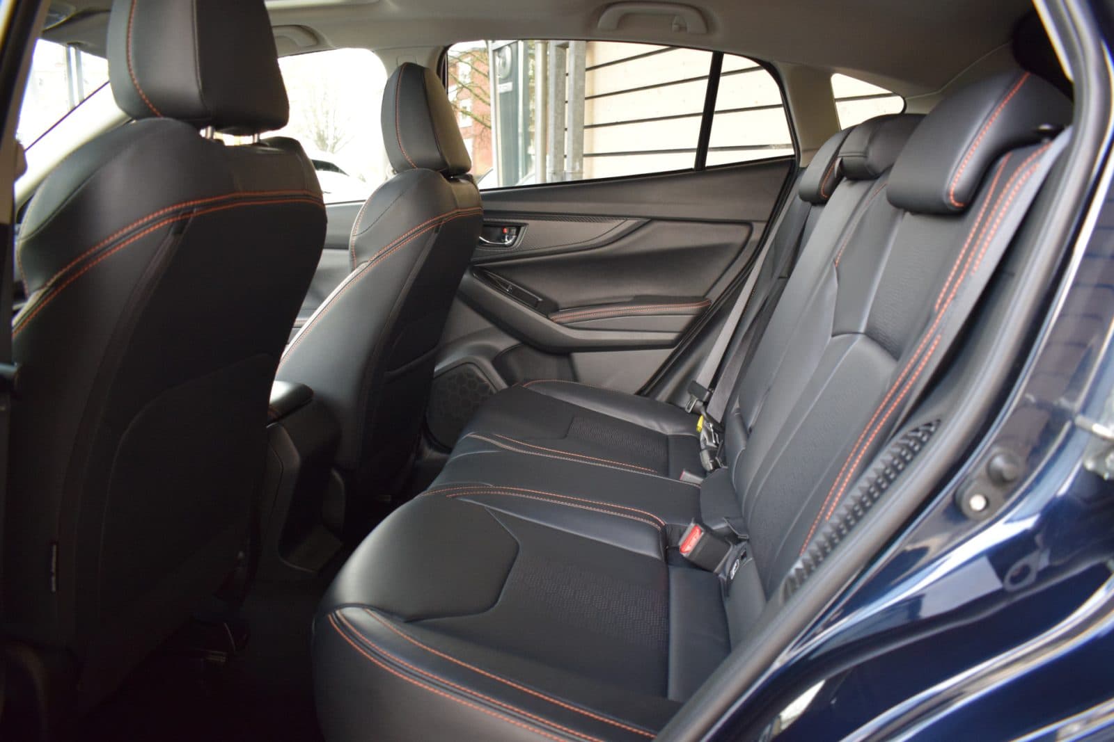 Subaru XV 2.0i e-BOXER Premium – Trekhaak – Dealer onderhouden thumbnail 16