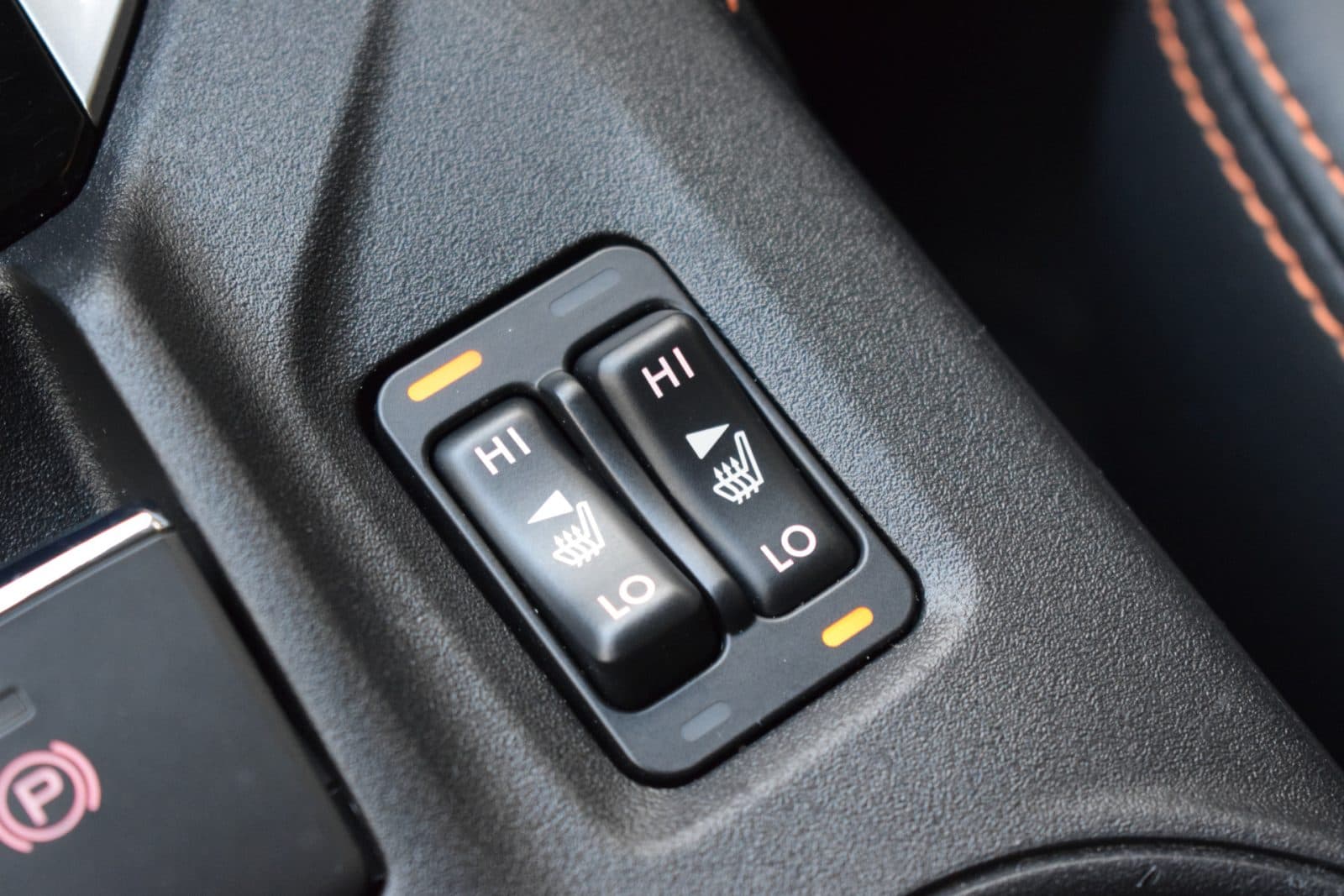 Subaru XV 2.0i e-BOXER Premium – Trekhaak – Dealer onderhouden thumbnail 31