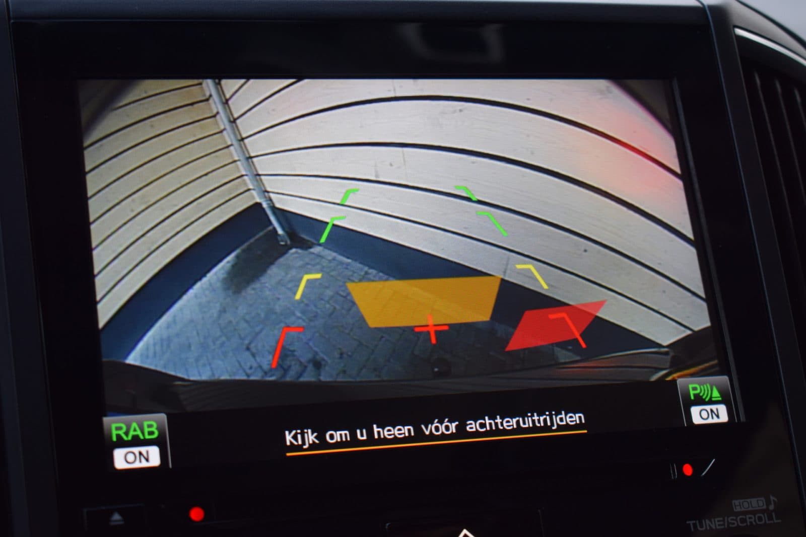 Subaru XV 2.0i e-BOXER Premium – Trekhaak – Dealer onderhouden thumbnail 37