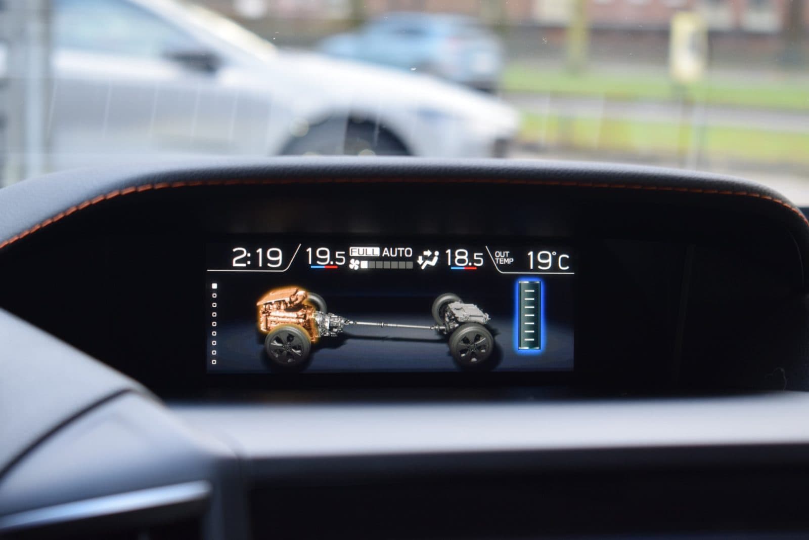 Subaru XV 2.0i e-BOXER Premium – Trekhaak – Dealer onderhouden thumbnail 39