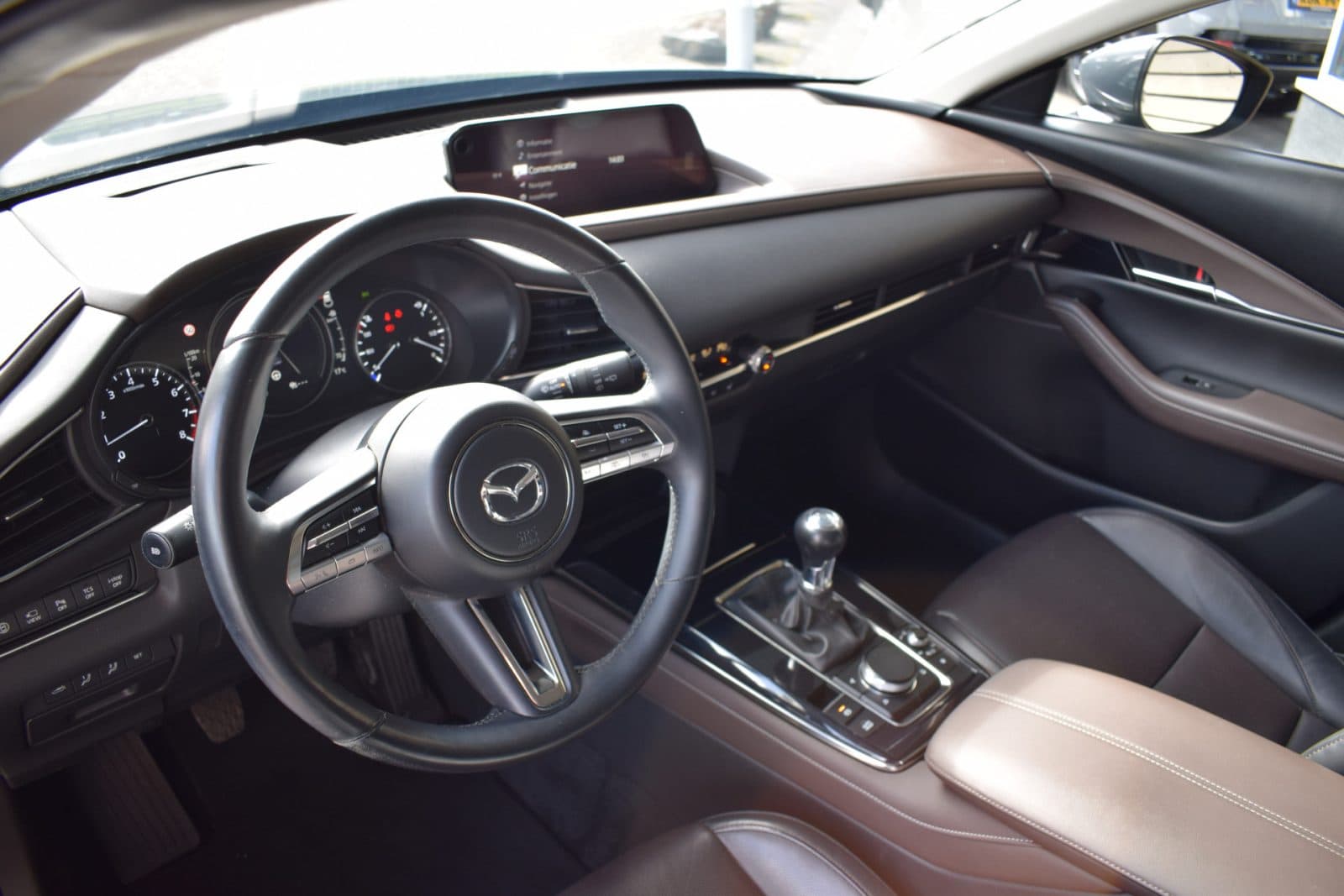 Mazda CX-30 2.0 e-SkyActiv-X M Hybrid Luxury – Afneembare trekhaak – Dealer onderhouden thumbnail 7